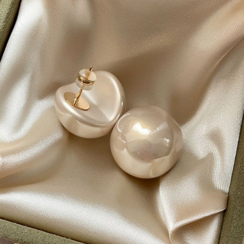 Earrings 耳环