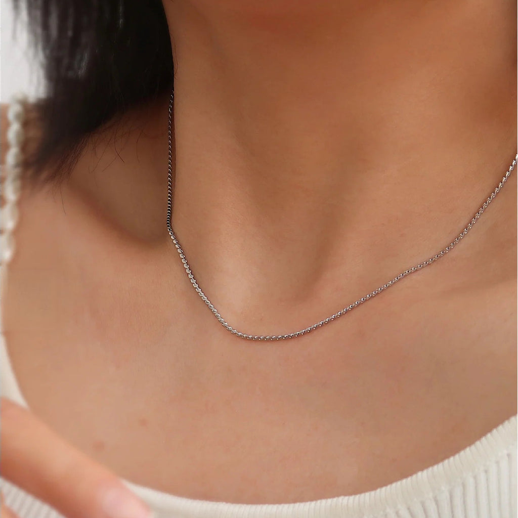 S-Twist Chain Necklace | Minimalist Gold & Silver Stainless Steel