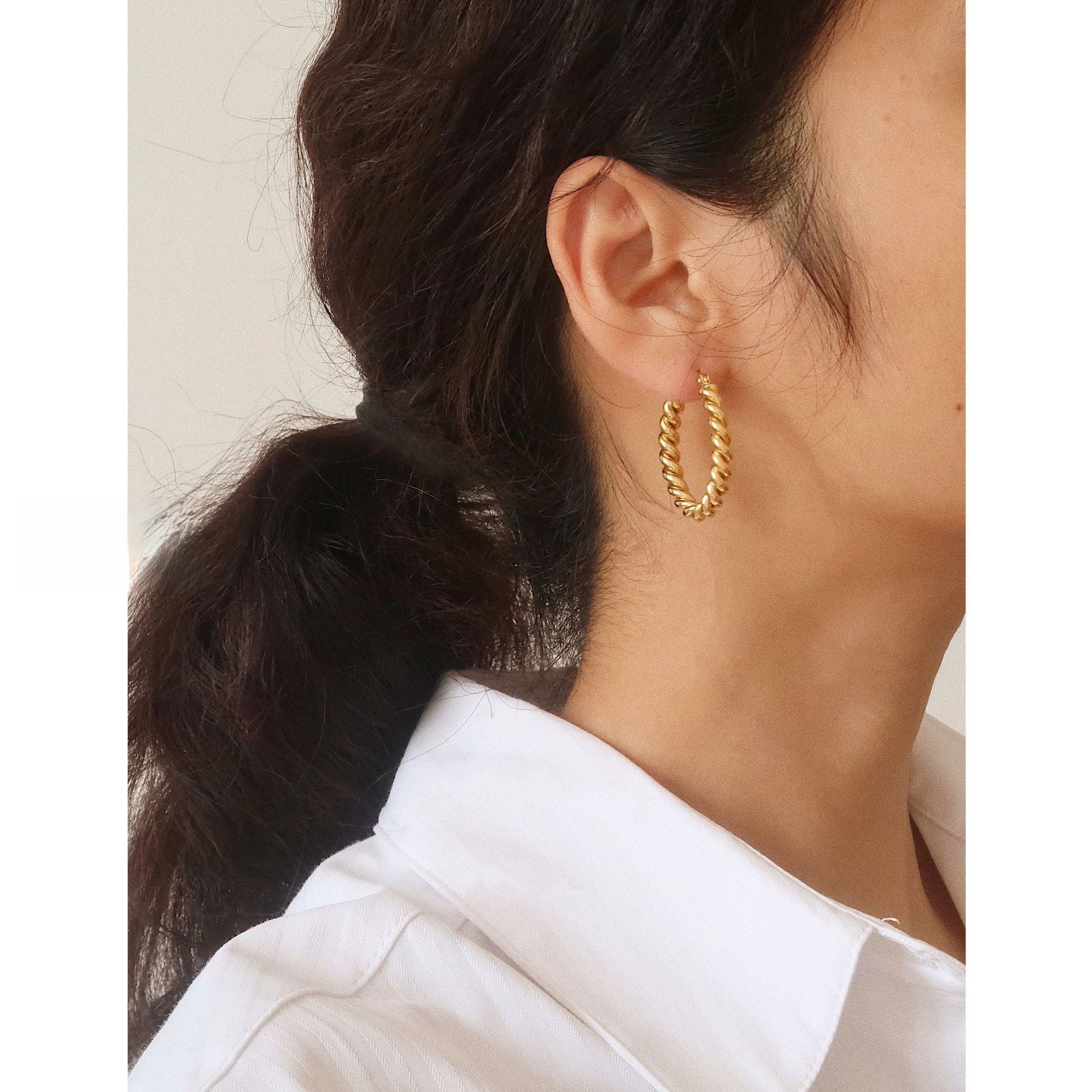 Titanium Steel Twisted Oval Hoop Earrings – French Vintage Ear Cuffs