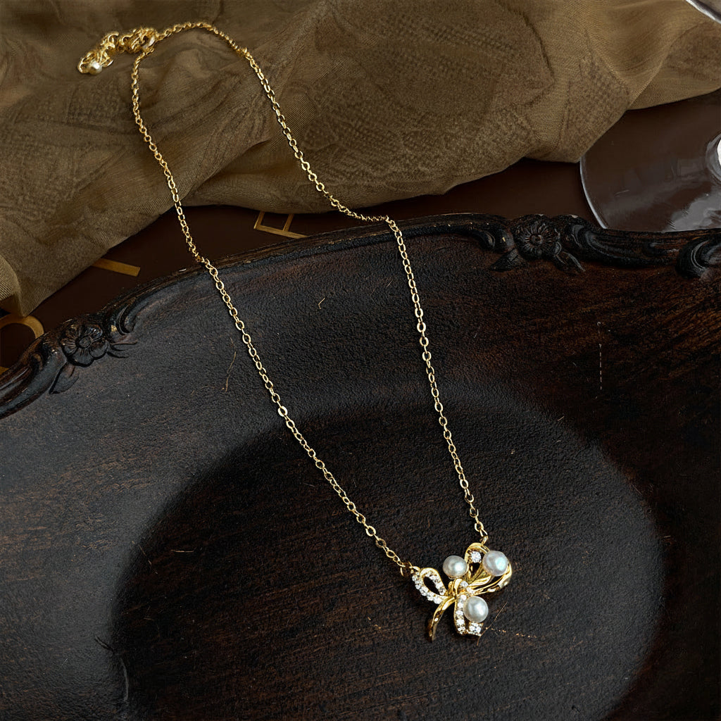 Hypoallergenic 925 silver clasp and extension chain of pearl necklace