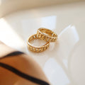 18K gold chain ring for women on model