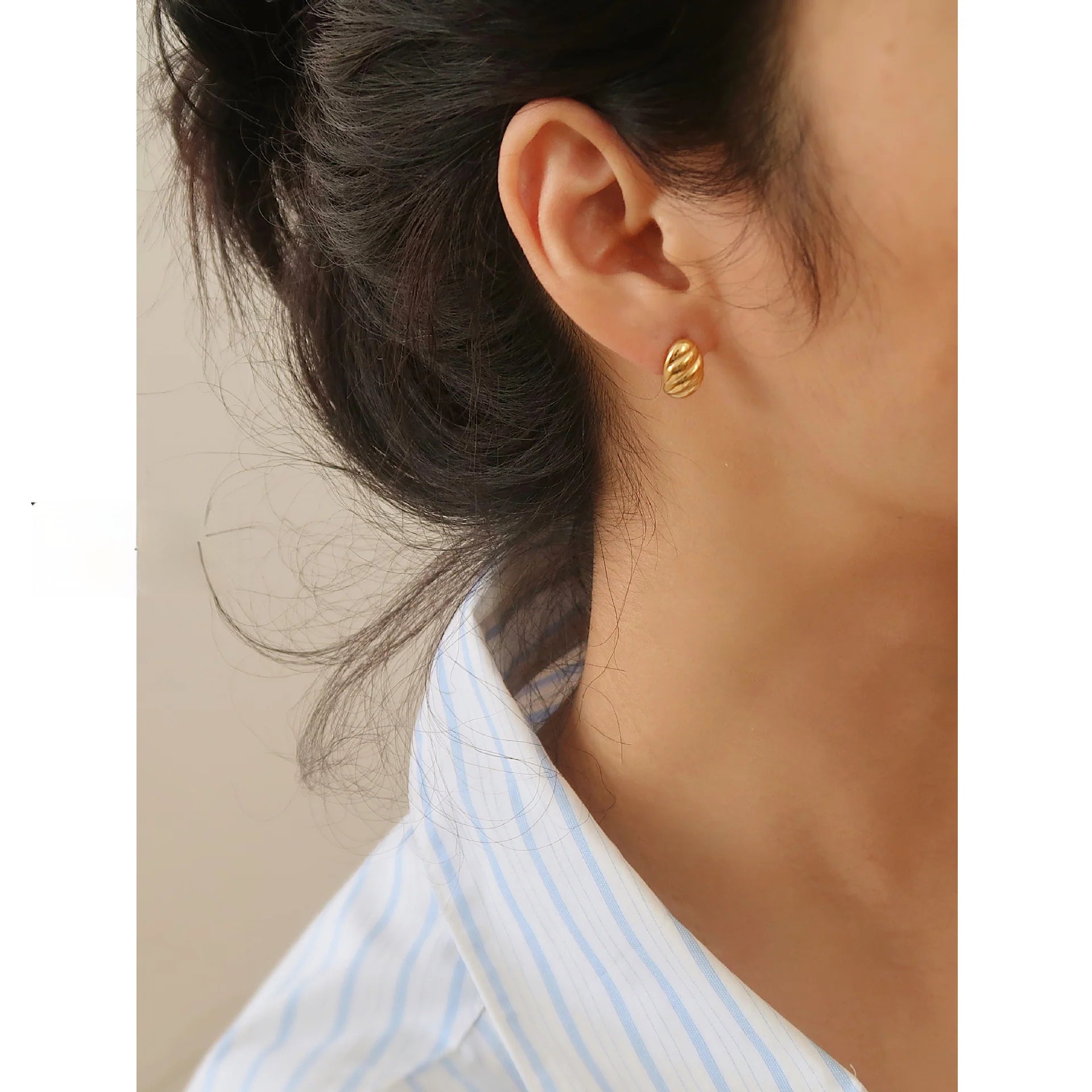 Titanium Steel Horn Earrings – Sleek, Lightweight & Sleep-Friendly