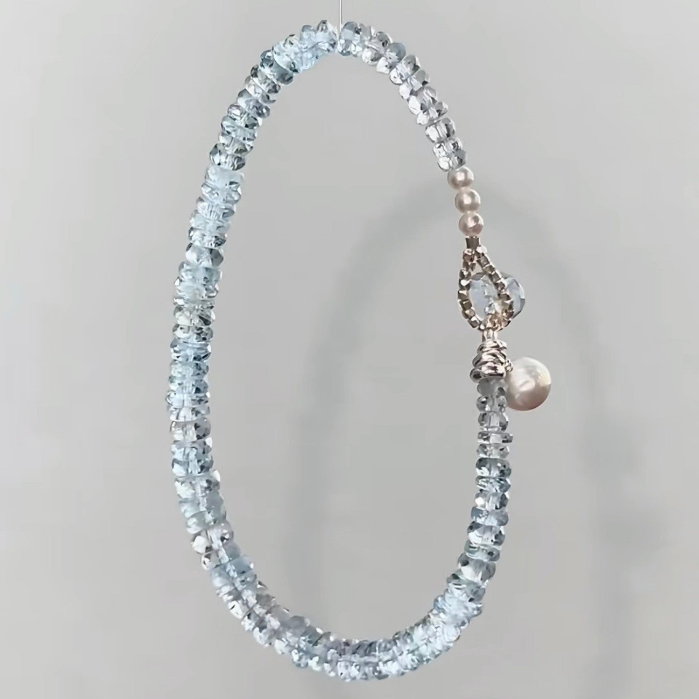 3aeea1a9-e4b1-4497-8ad1-8e24e2260557